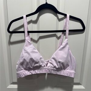 Lululemon licensed to train triangle bra light support A/B cup size14